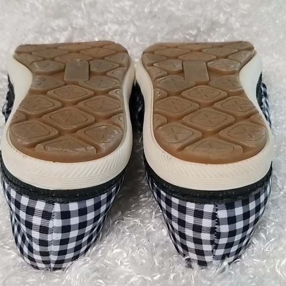 BareTraps Vally Slip On Gingham Print Bow 9W Not sure if ever worn - Picture 13 of 13